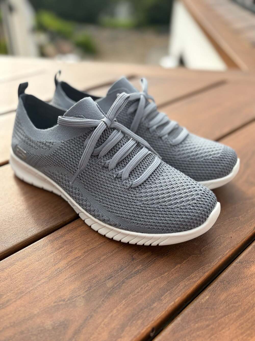 New Skechers Women's Ultra Flex Statements Knit Mesh Slip-On Sneakers Size 10